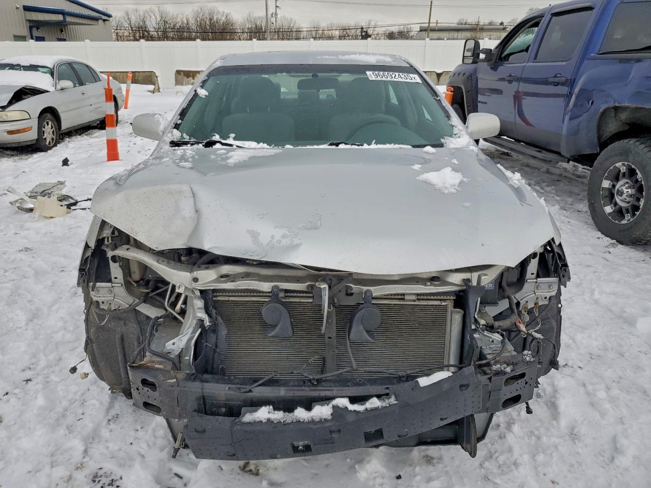 2011 TOYOTA CAMRY BASE photo 5