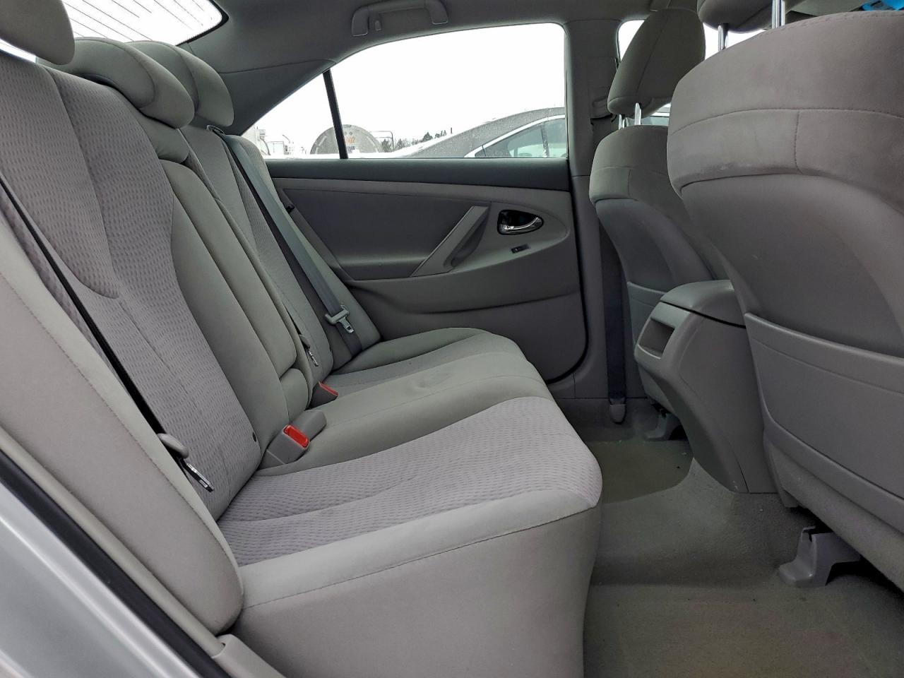 2011 TOYOTA CAMRY BASE photo 10