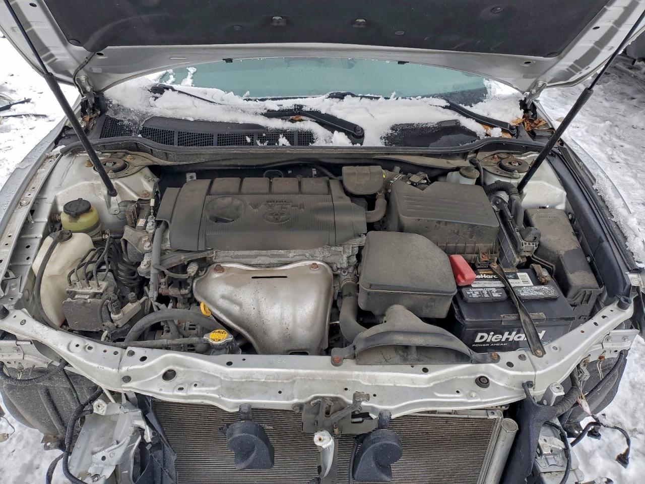 2011 TOYOTA CAMRY BASE photo 11