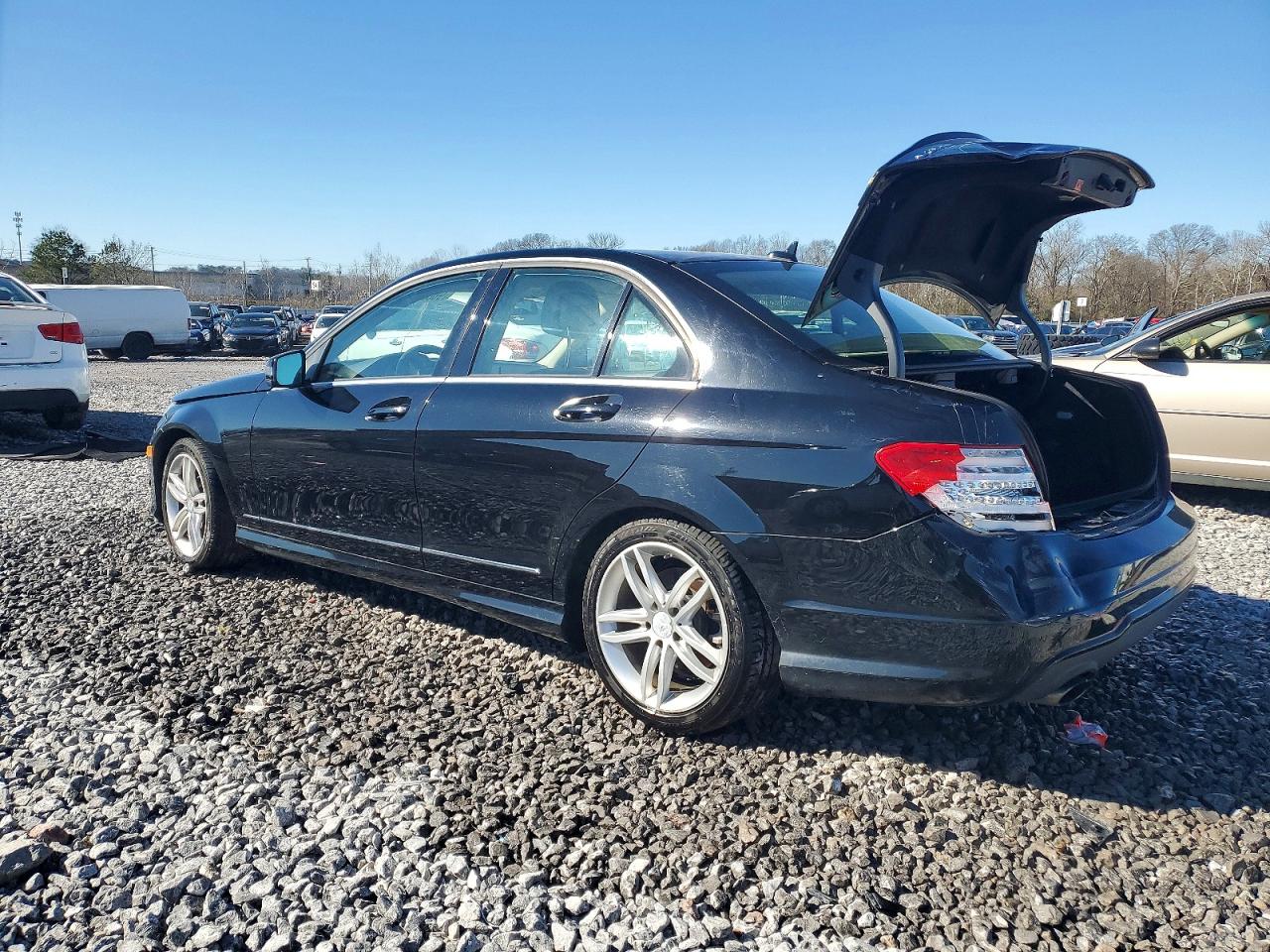 2013 MERCEDES-BENZ C 250 photo 2