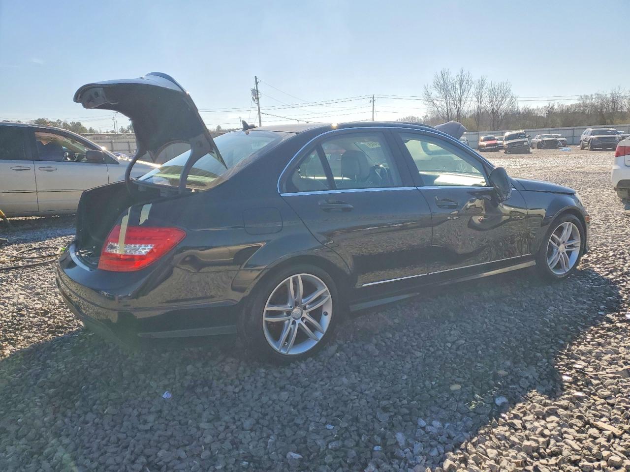 2013 MERCEDES-BENZ C 250 photo 3
