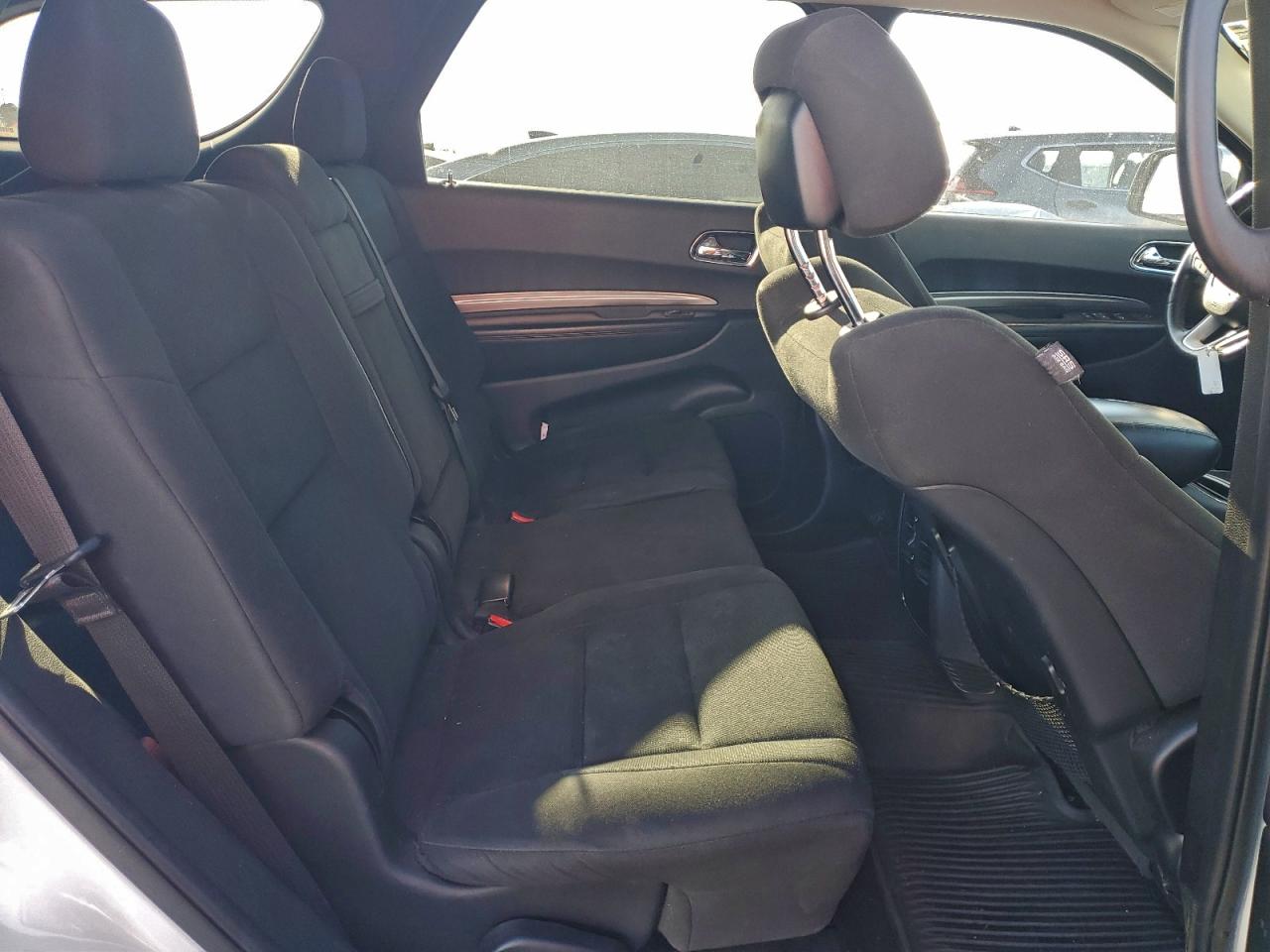 2016 DODGE DURANGO SXT photo 11