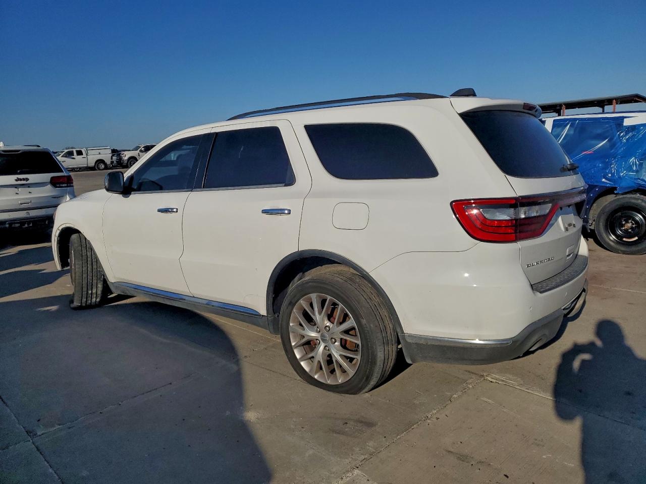 2016 DODGE DURANGO SXT photo 2