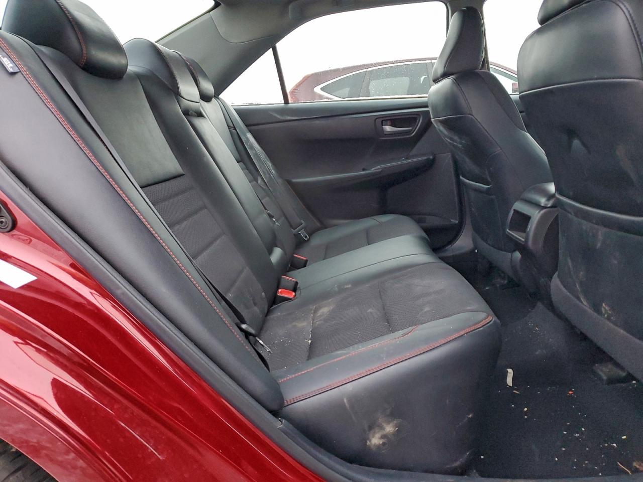 2017 TOYOTA CAMRY LE photo 10
