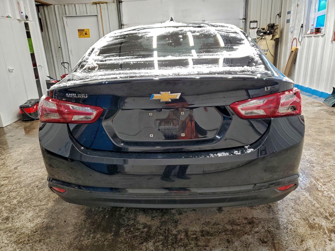 2022 CHEVROLET MALIBU LT photo 6