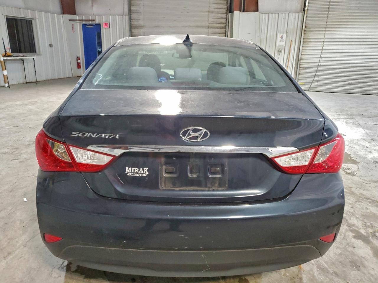 2014 HYUNDAI SONATA GLS photo 6