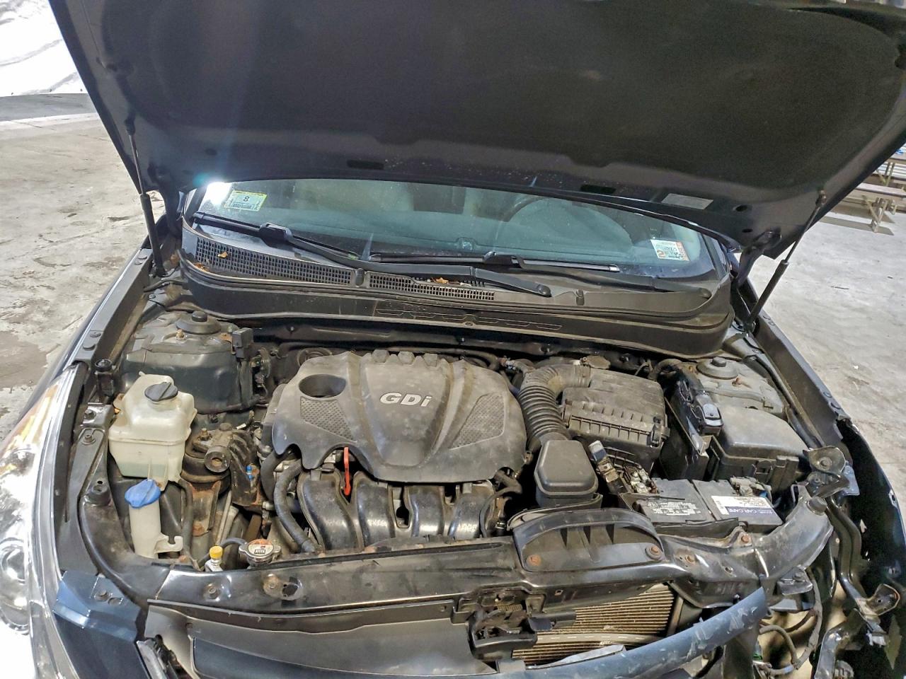 2014 HYUNDAI SONATA GLS photo 11