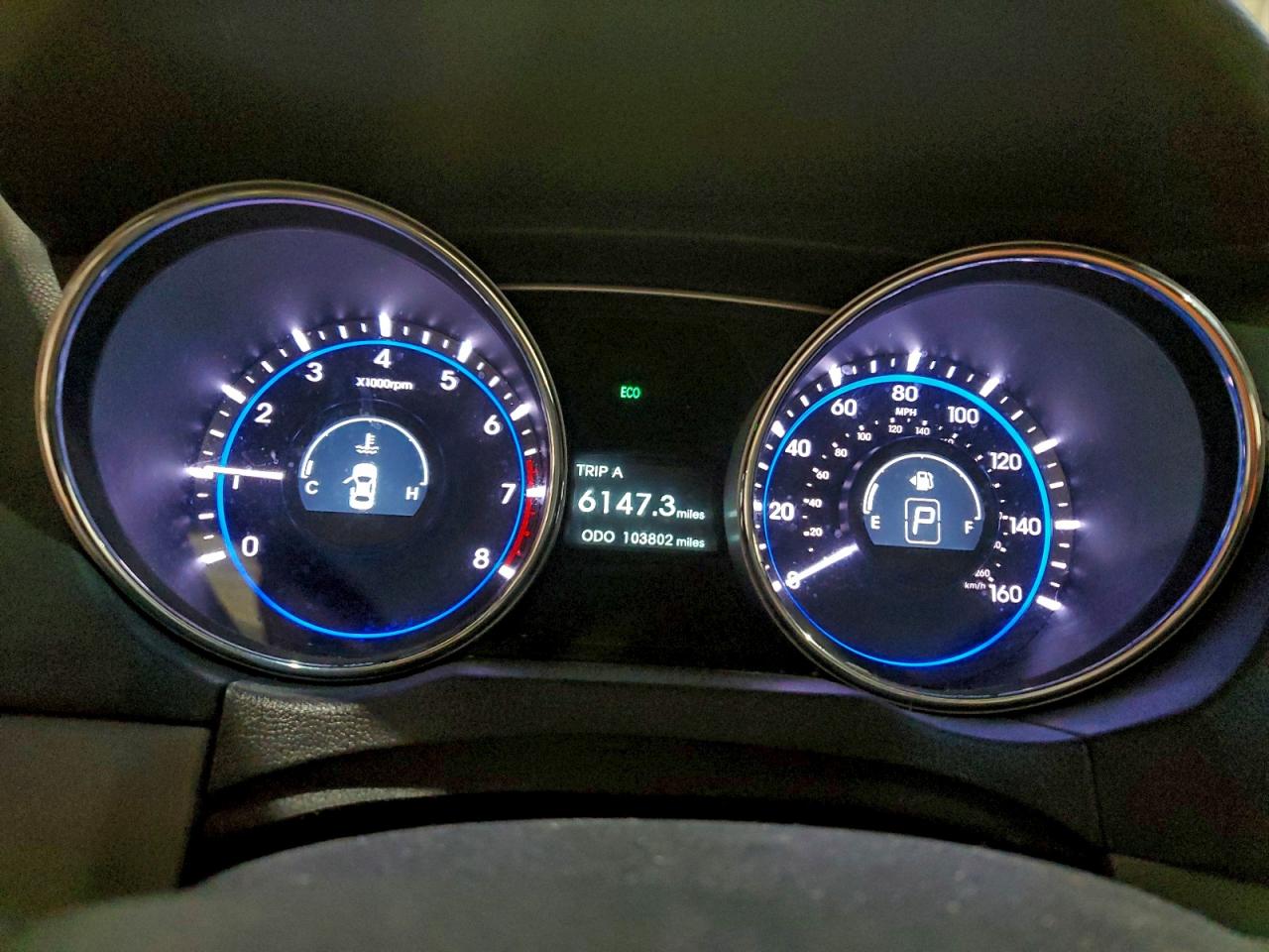 2014 HYUNDAI SONATA GLS photo 9