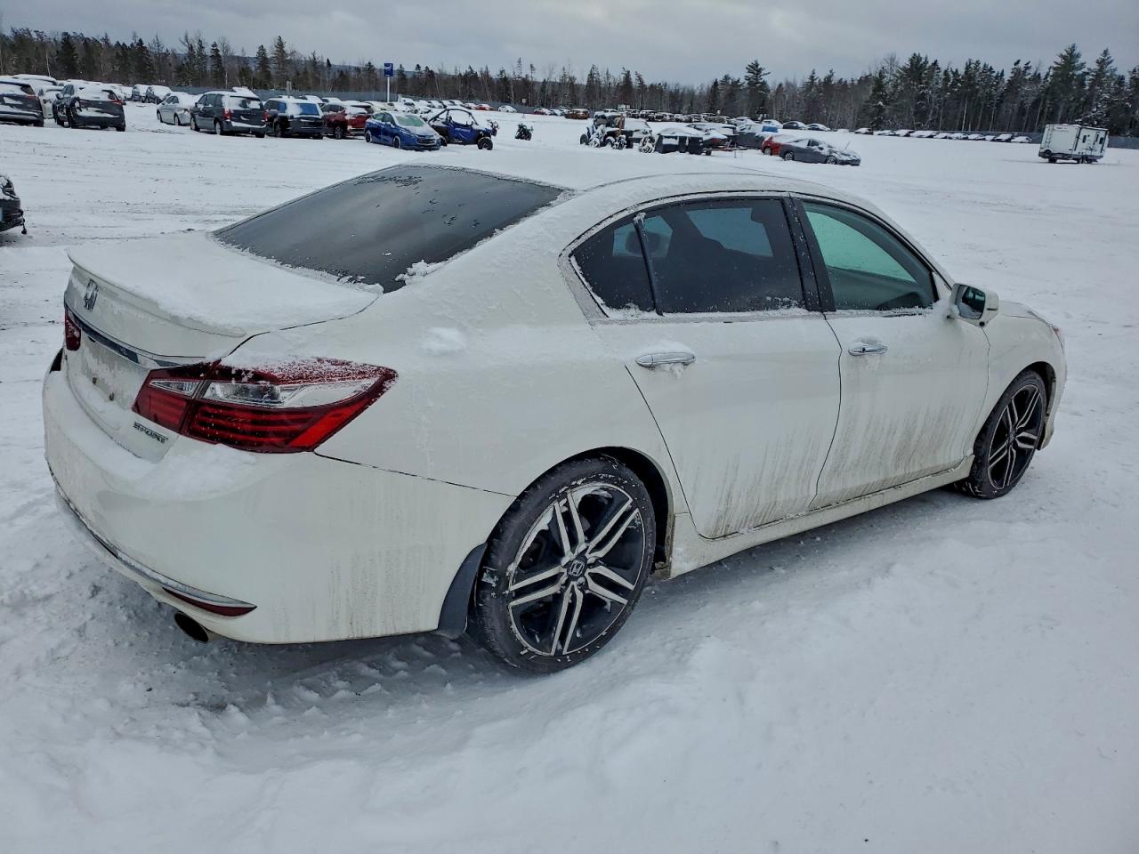2016 HONDA ACCORD SPORT photo 3
