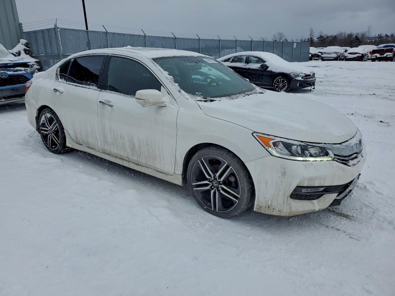 2016 HONDA ACCORD SPORT photo 4