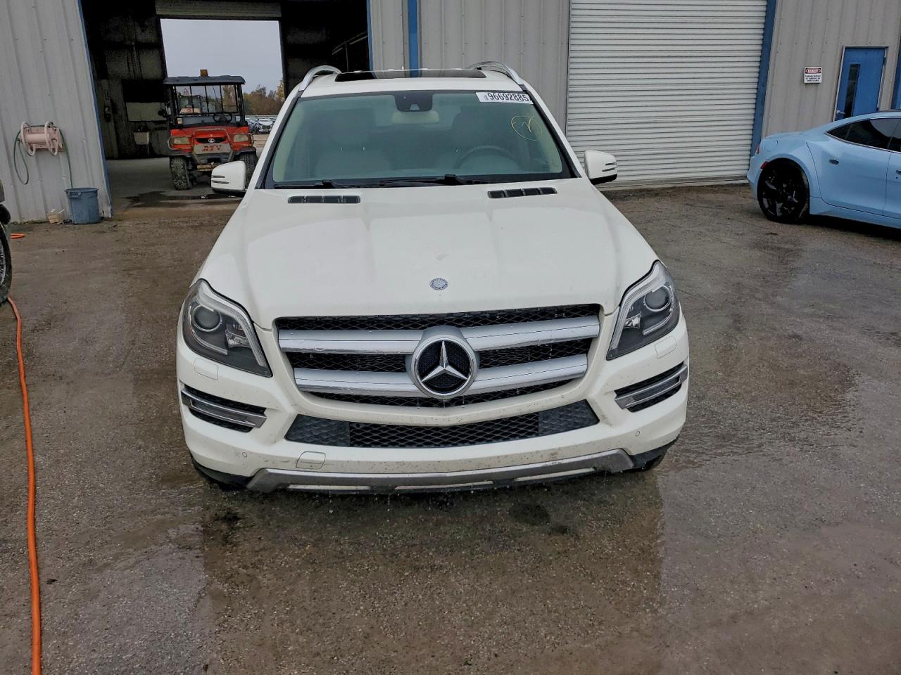 2015 MERCEDES-BENZ GL 450 4MATIC photo 5