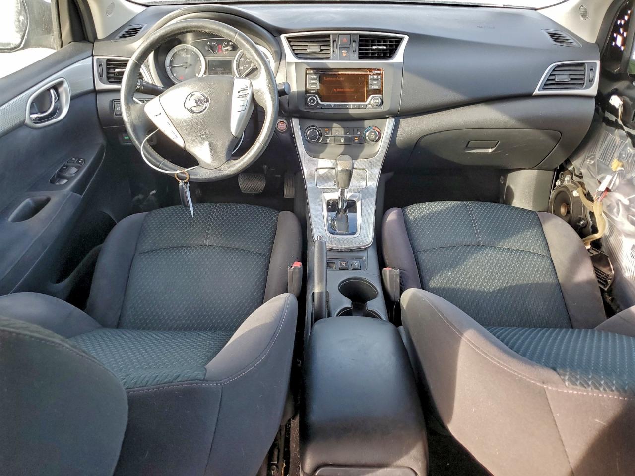 2015 NISSAN SENTRA S photo 8