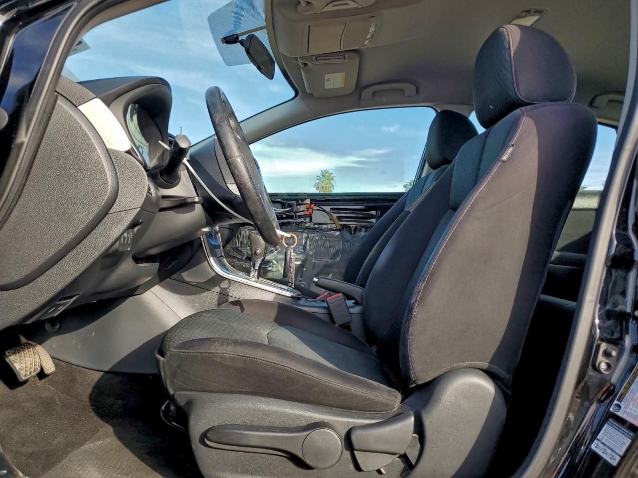 2015 NISSAN SENTRA S photo 7