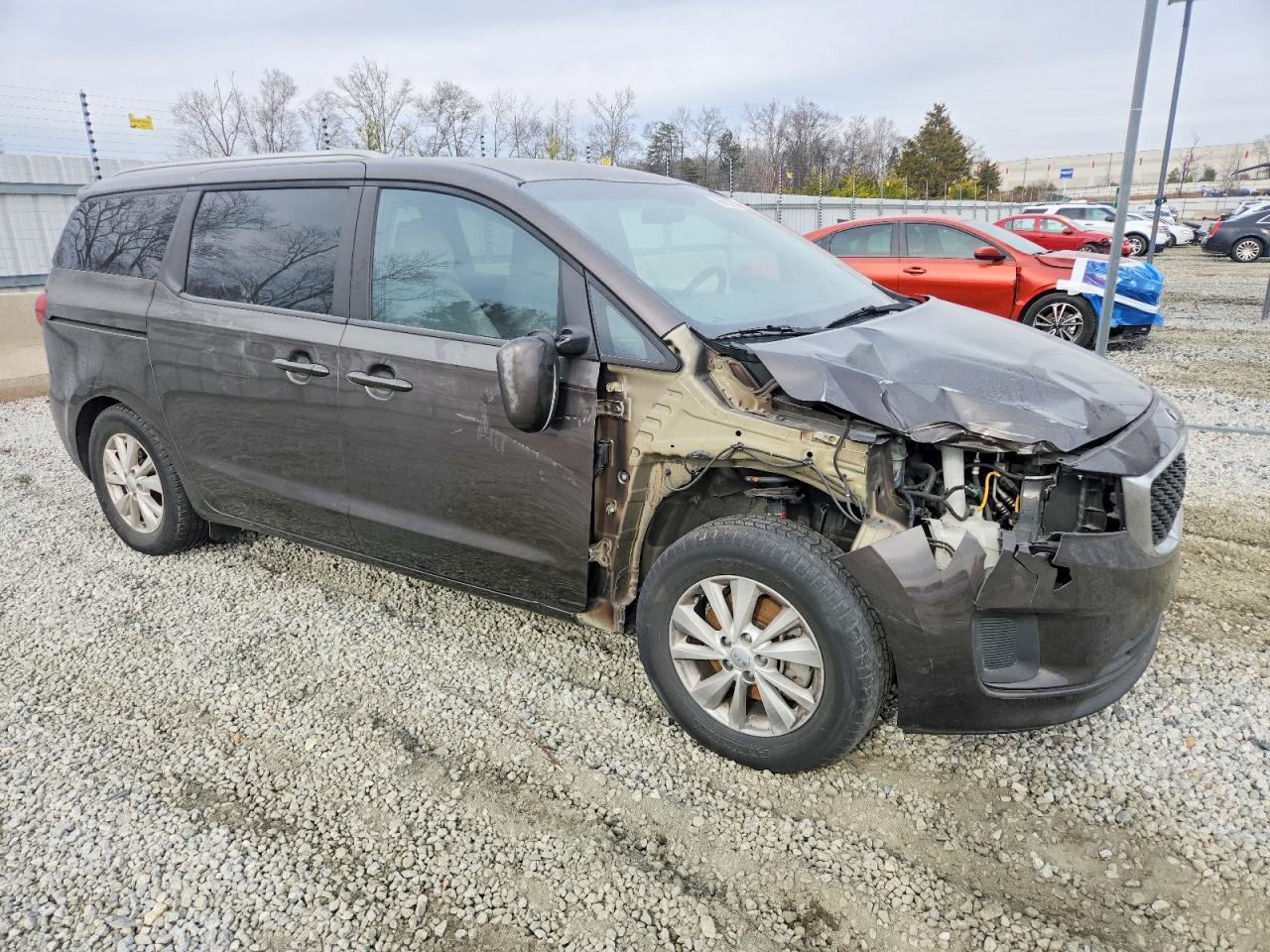 2016 KIA SEDONA LX photo 7