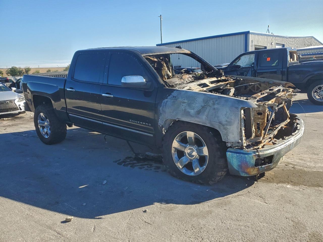 2014 CHEVROLET SILVERADO C1500 LTZ photo 4