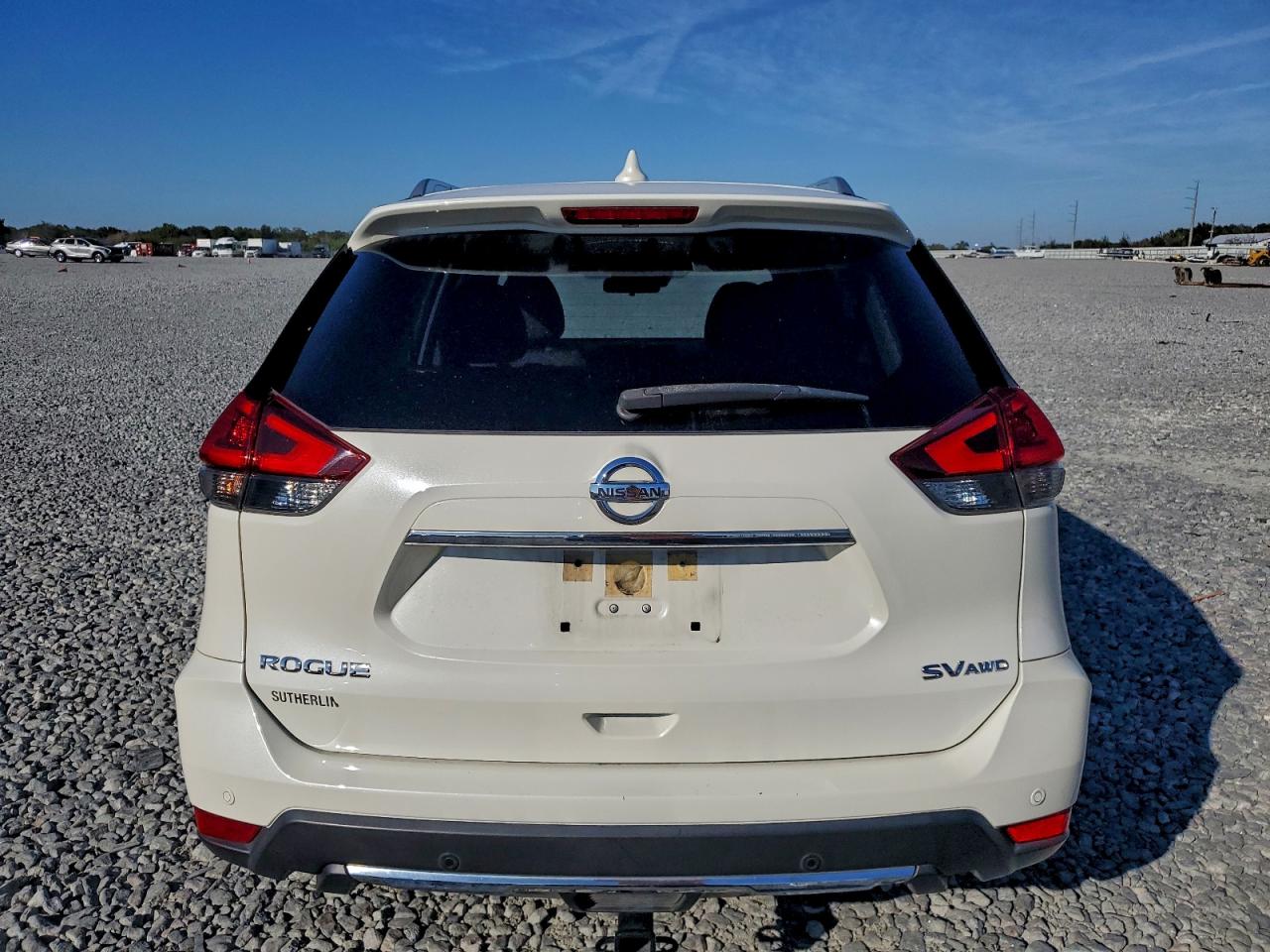 2019 NISSAN ROGUE S photo 11