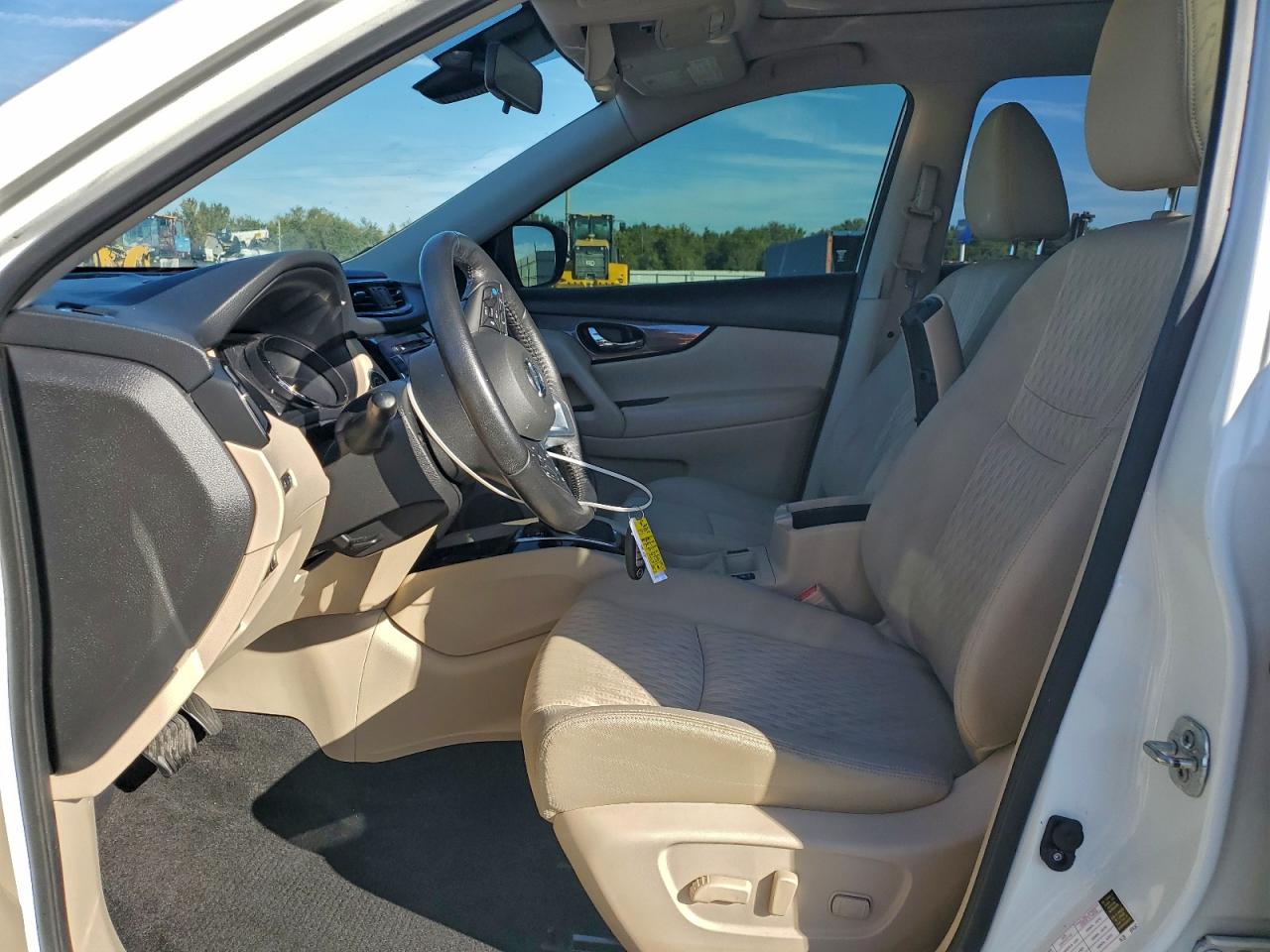 2019 NISSAN ROGUE S photo 13