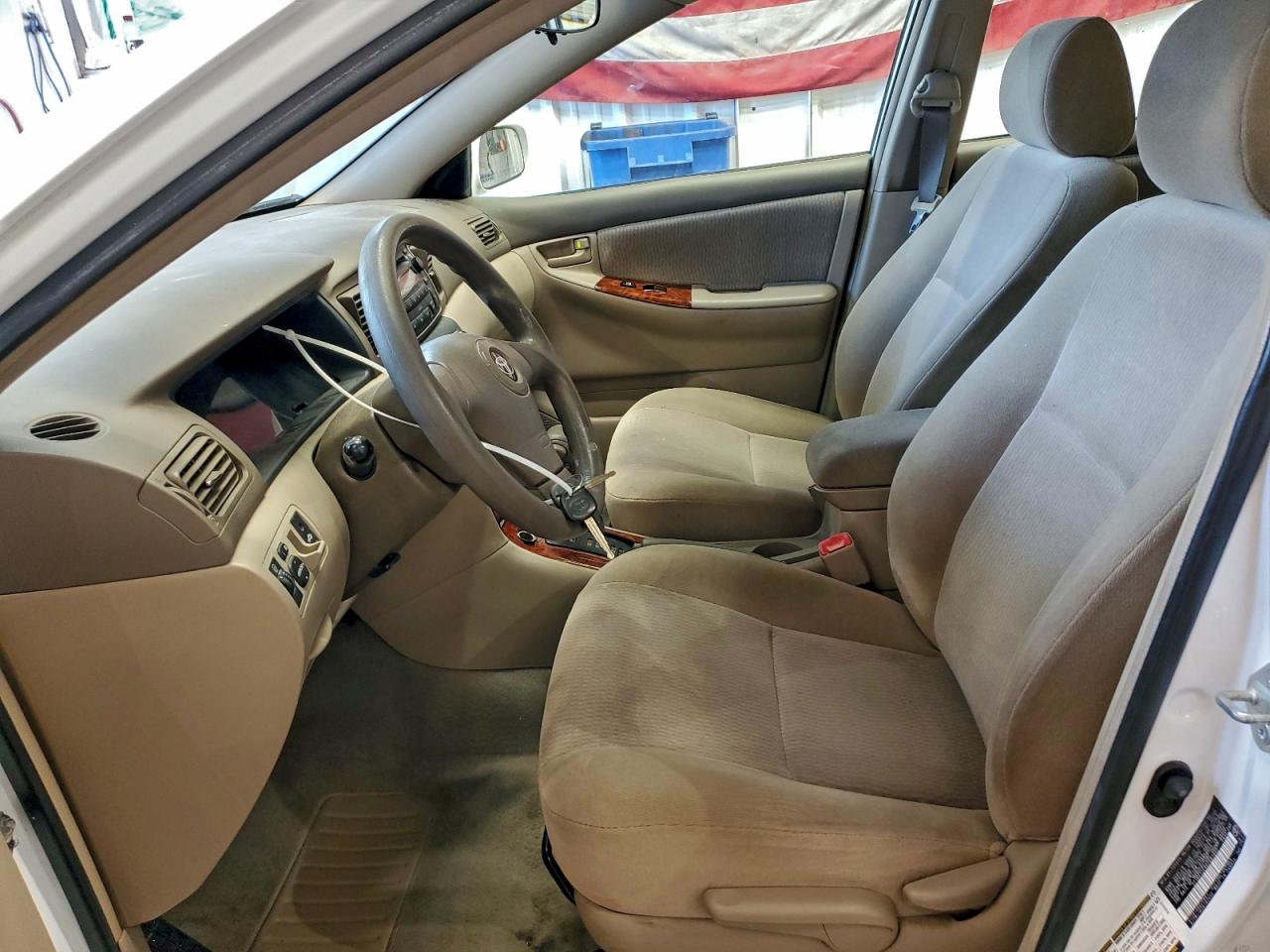 2006 TOYOTA COROLLA CE photo 7