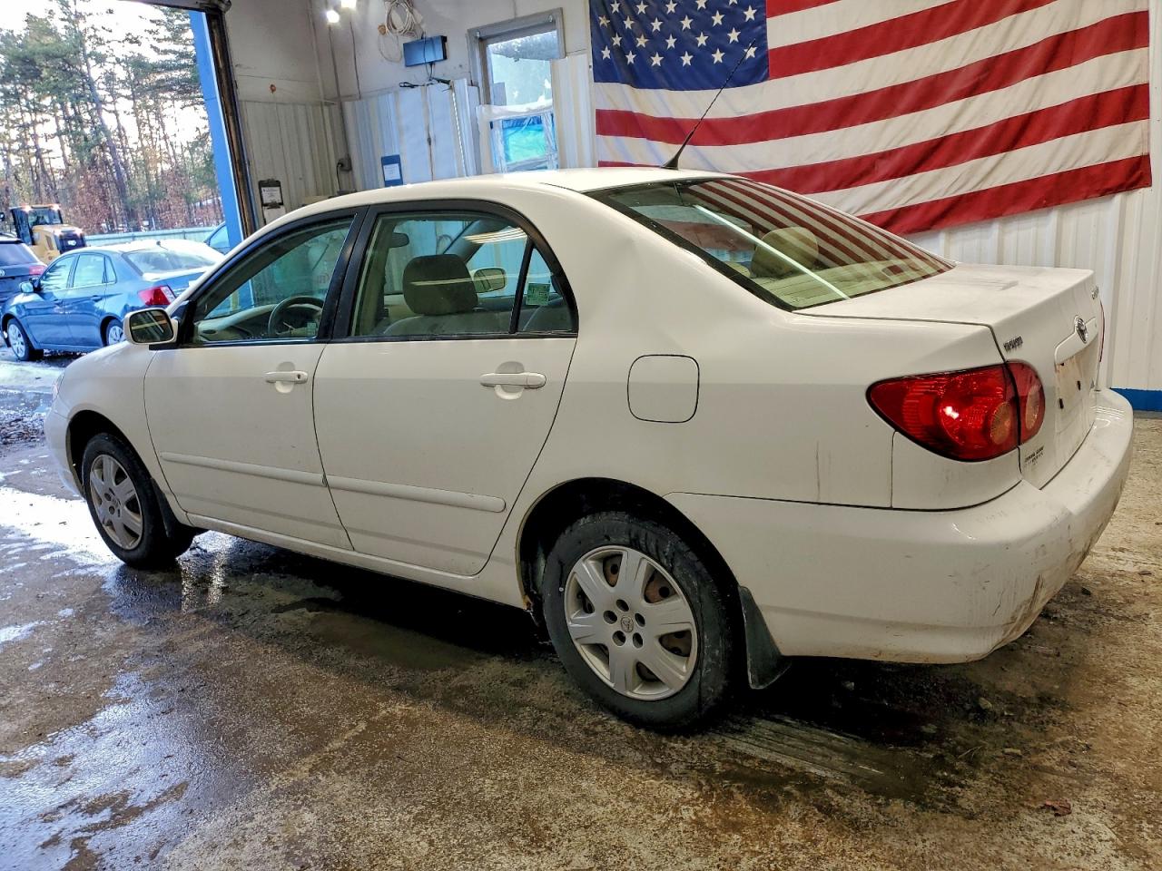 2006 TOYOTA COROLLA CE photo 2
