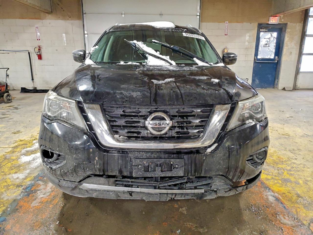2017 NISSAN PATHFINDER S photo 5