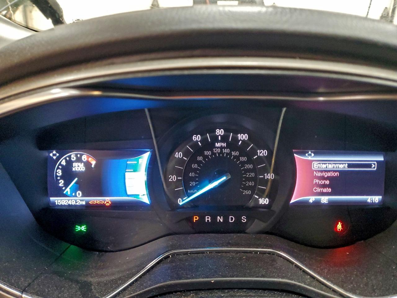 2016 FORD FUSION SE photo 9