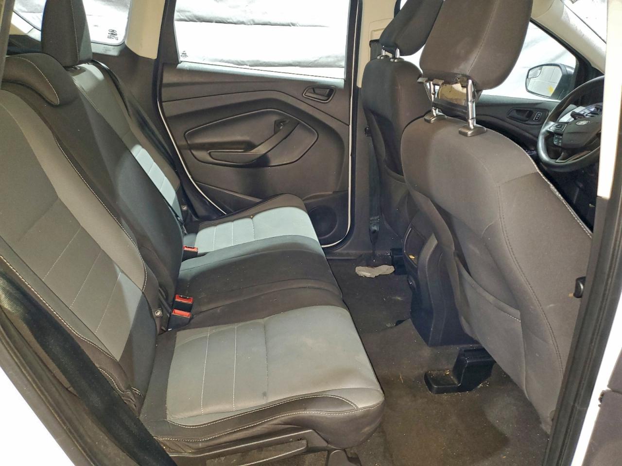 2018 FORD ESCAPE S photo 21