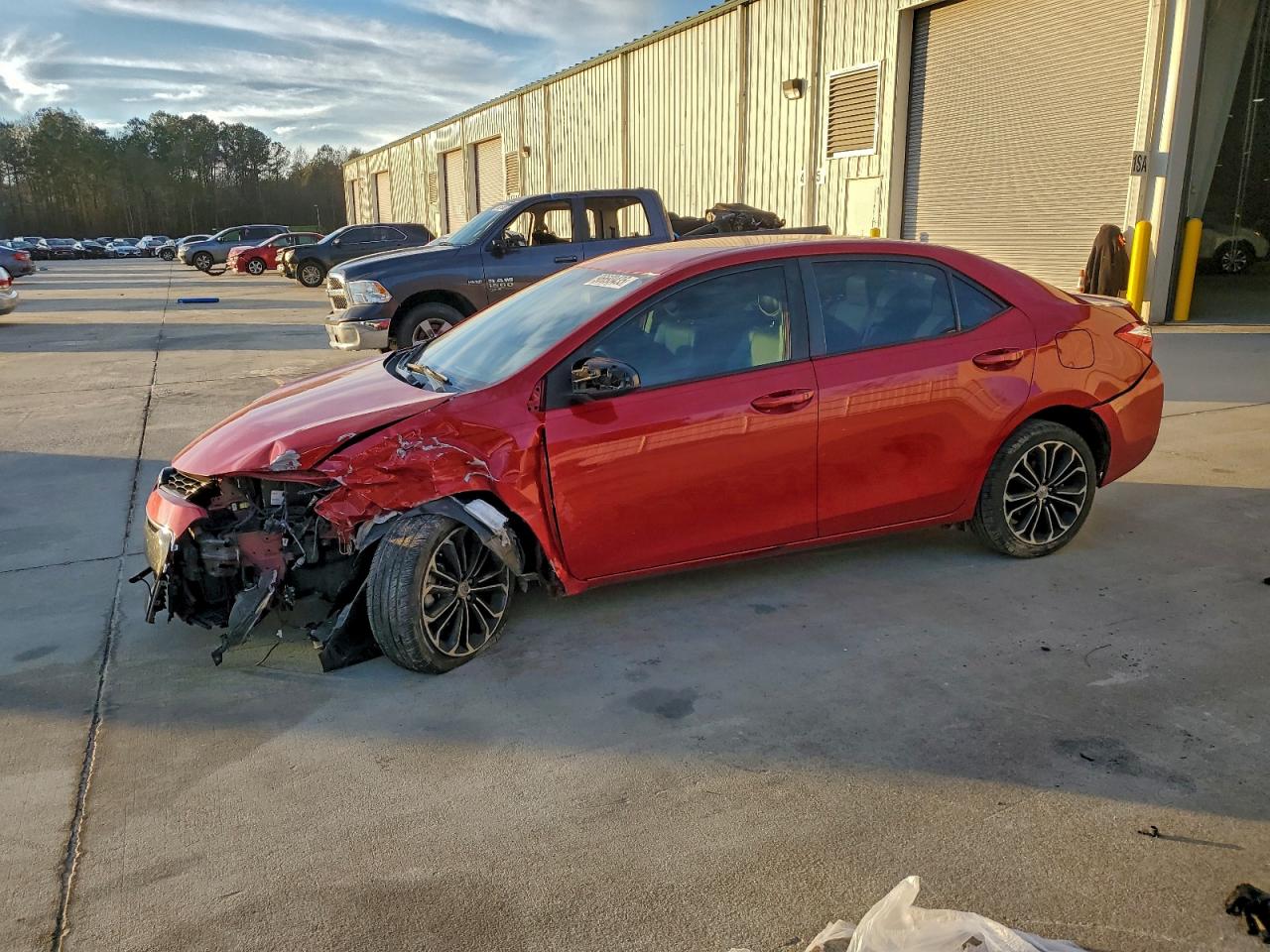 2015 TOYOTA COROLLA