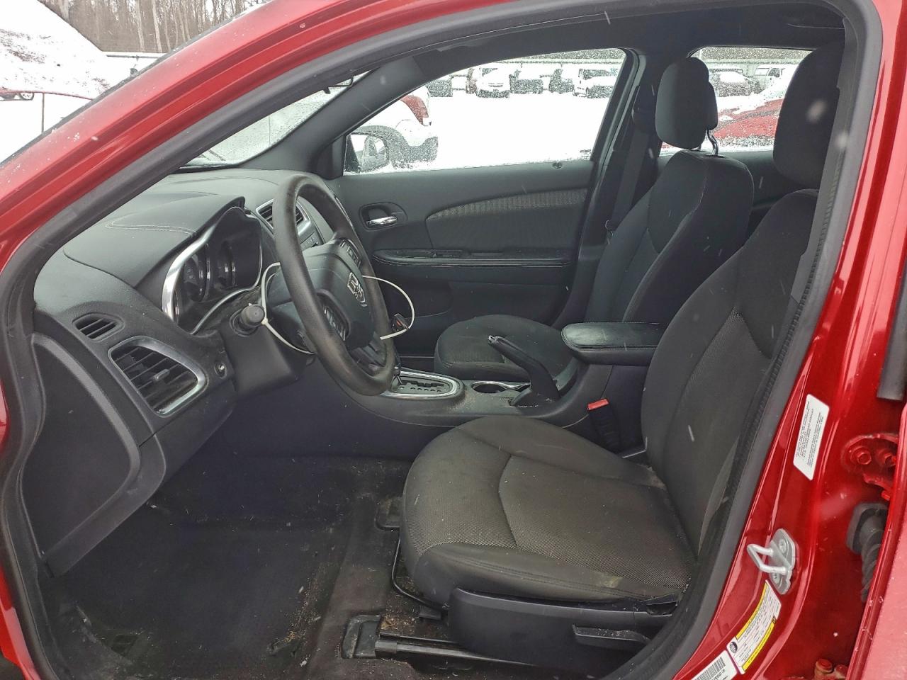 2014 DODGE AVENGER SE photo 13