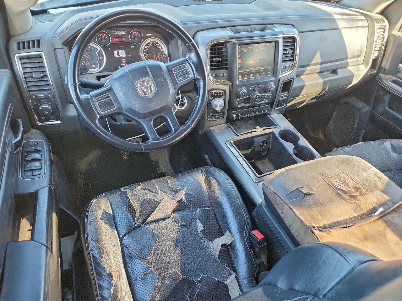 2014 RAM 1500 SPORT photo 8