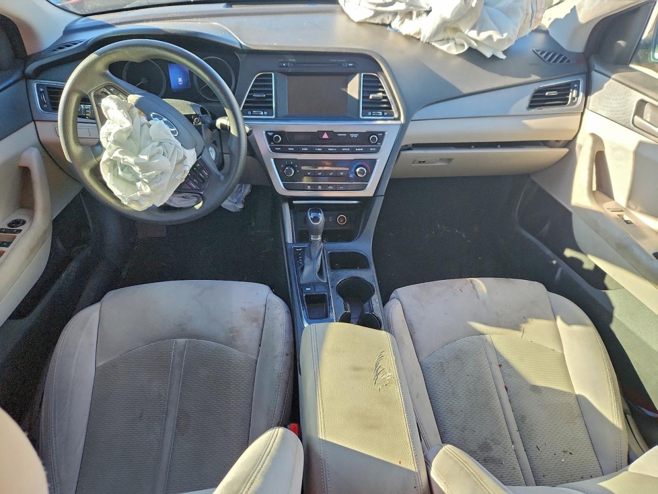 2017 HYUNDAI SONATA SE photo 8
