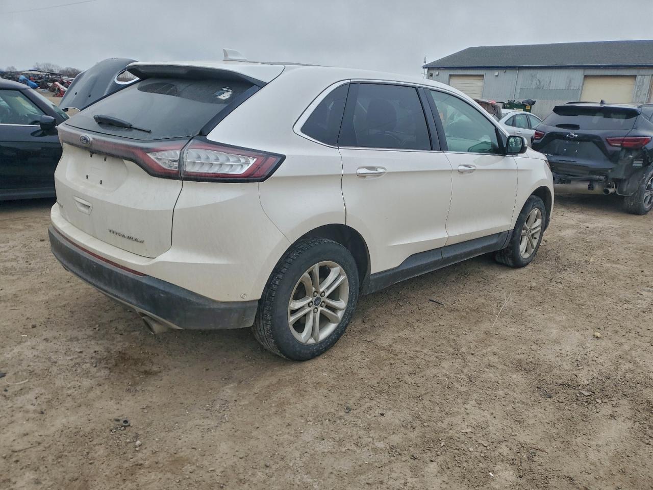 2017 FORD EDGE TITANIUM photo 3