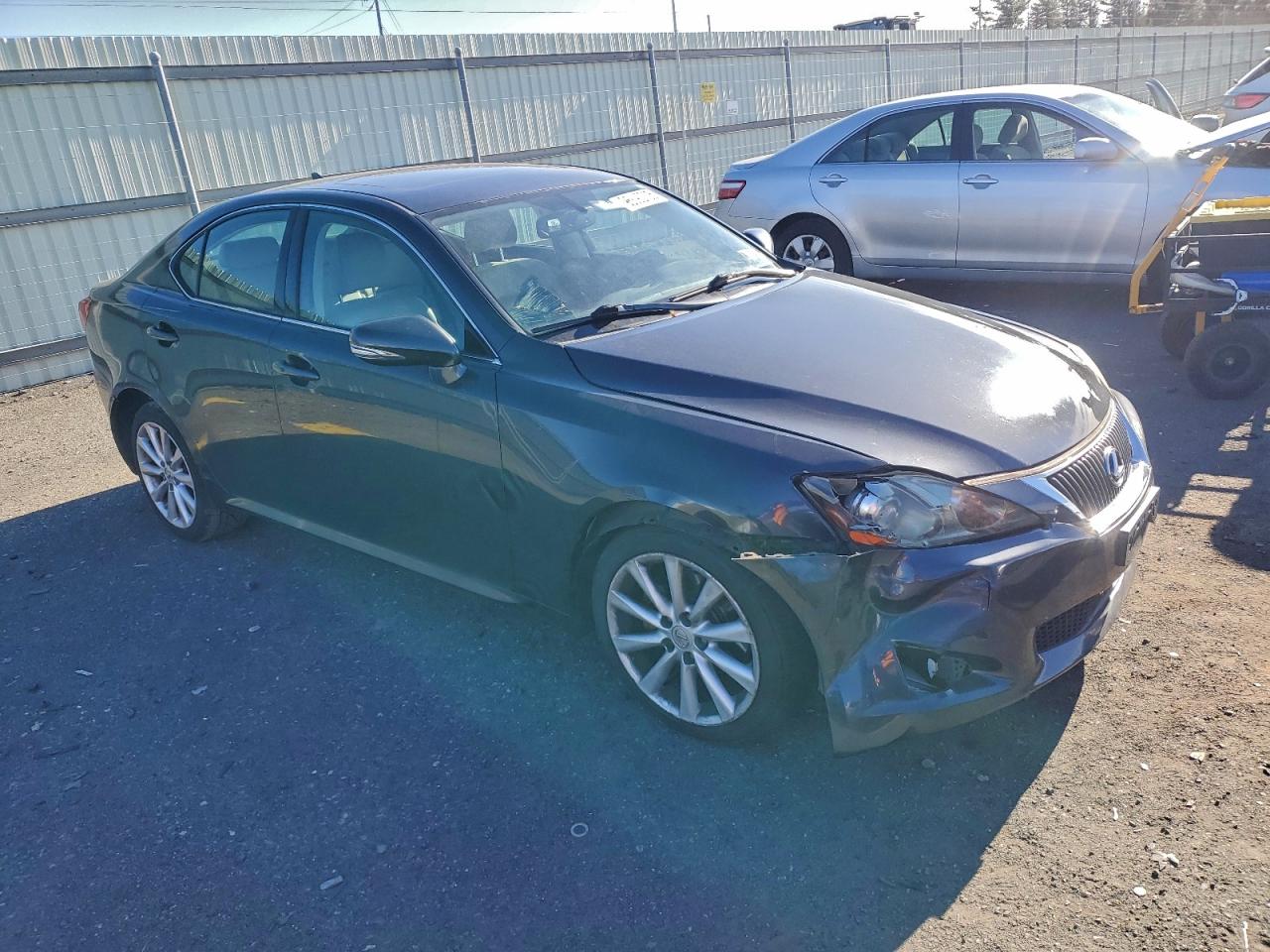 2010 LEXUS IS 250 photo 4