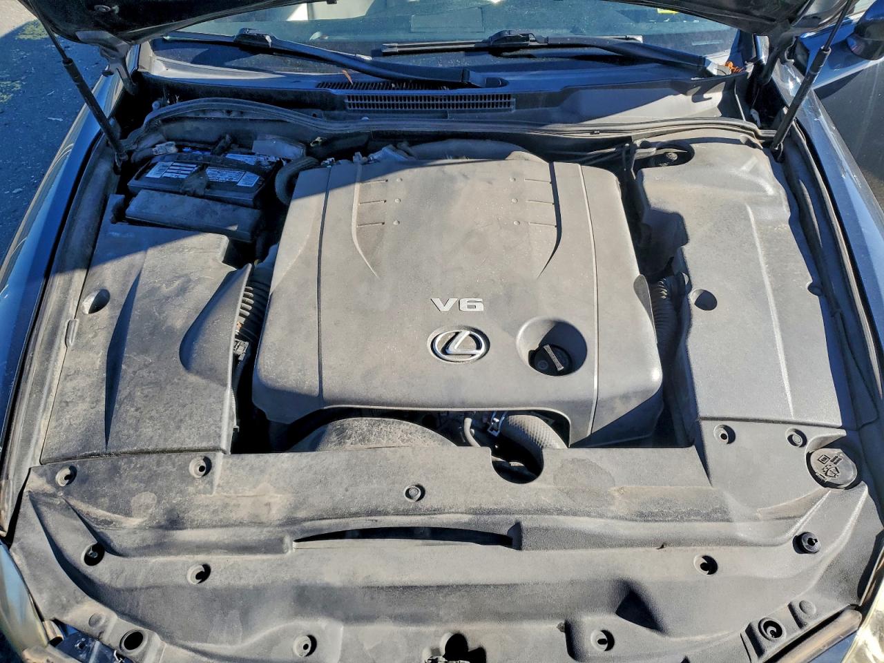 2010 LEXUS IS 250 photo 11