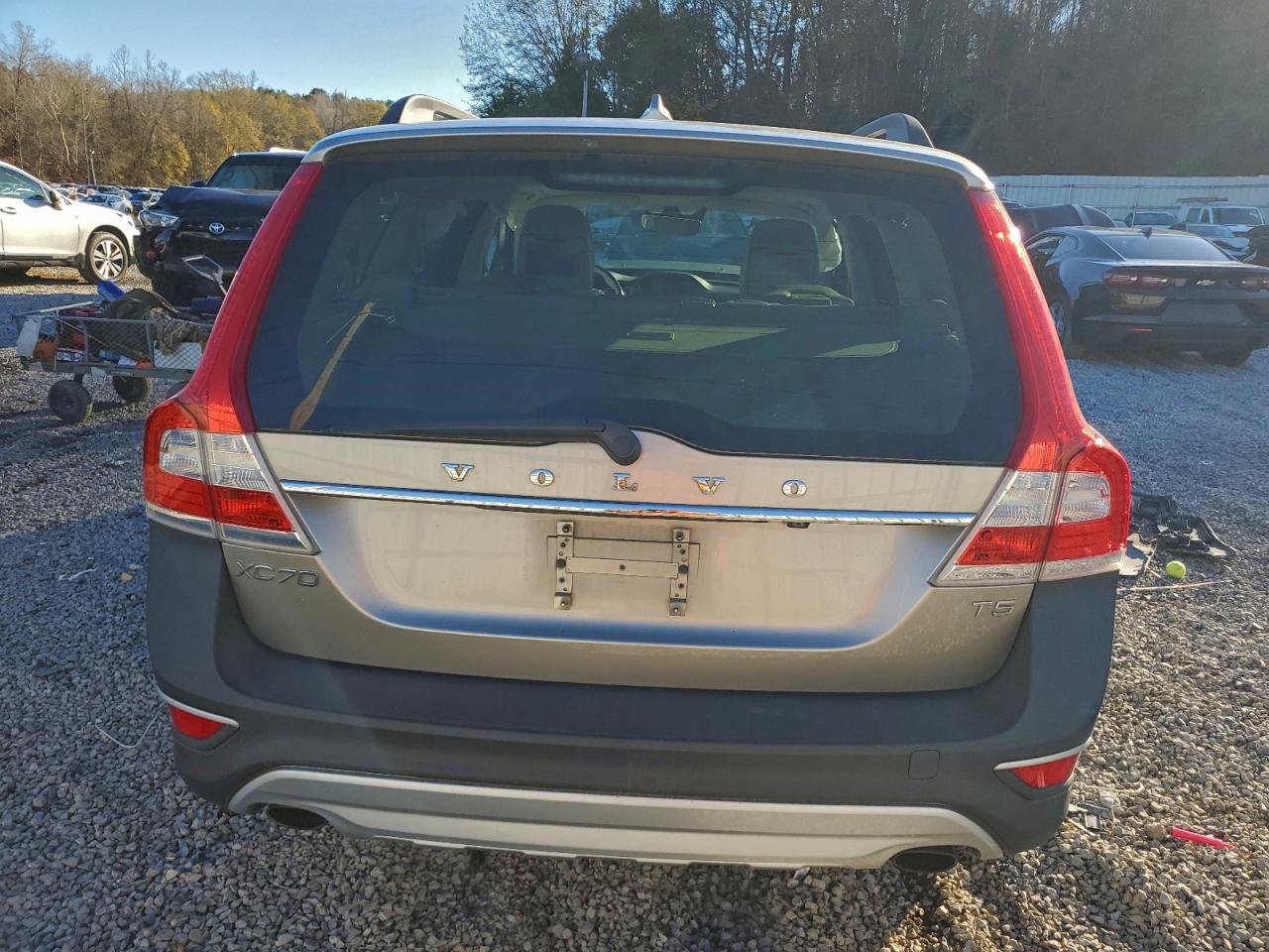 2015 VOLVO XC70 T5 PLATINUM photo 16