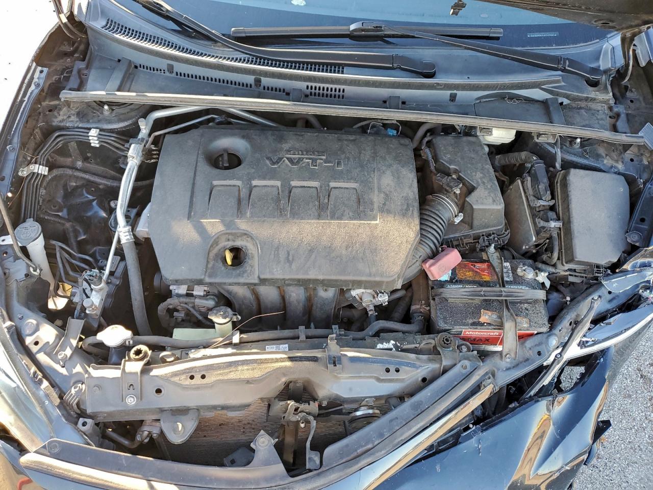 2018 TOYOTA COROLLA L photo 11