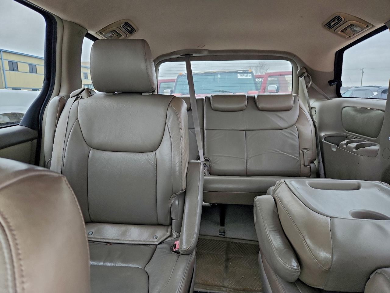 2006 TOYOTA SIENNA CE photo 28