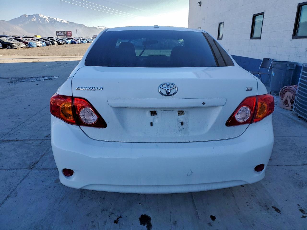 2010 TOYOTA COROLLA BASE photo 11