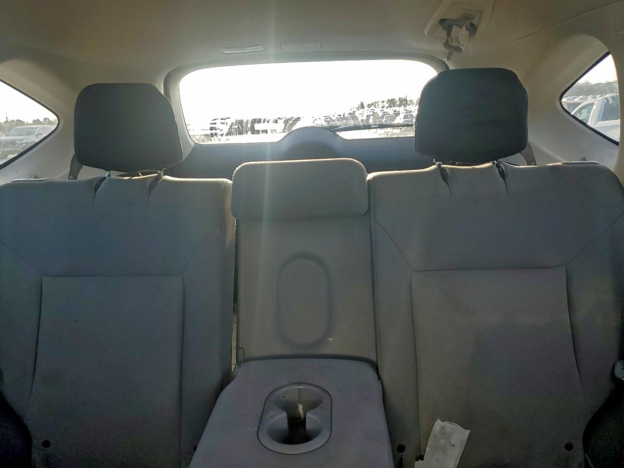2015 HONDA CR-V LX photo 28