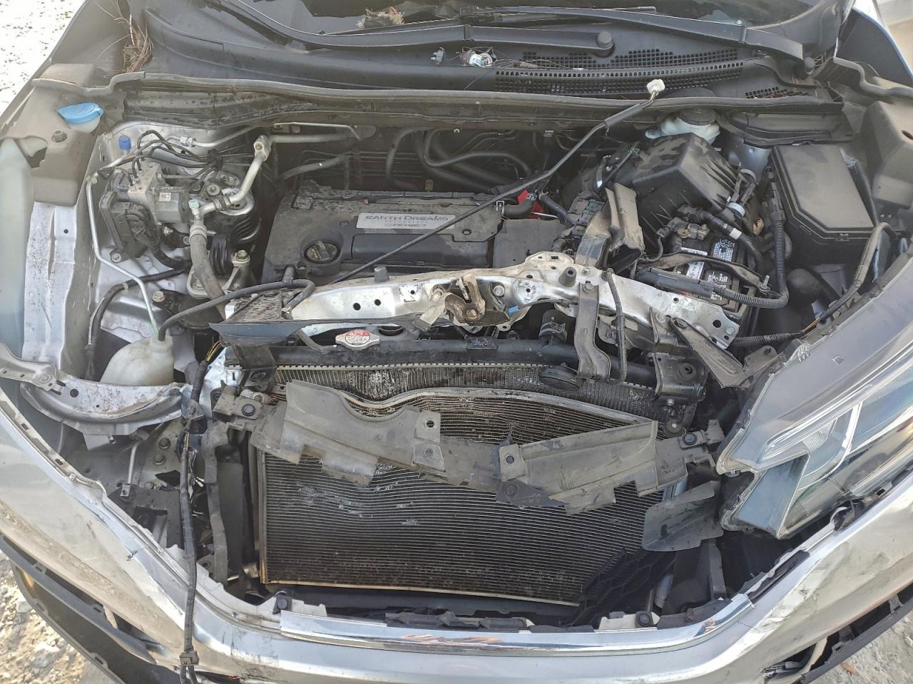 2015 HONDA CR-V LX photo 34