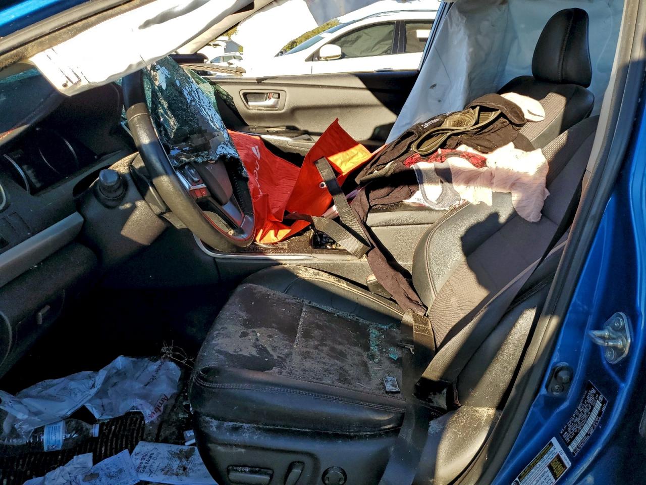 2017 TOYOTA CAMRY photo 7