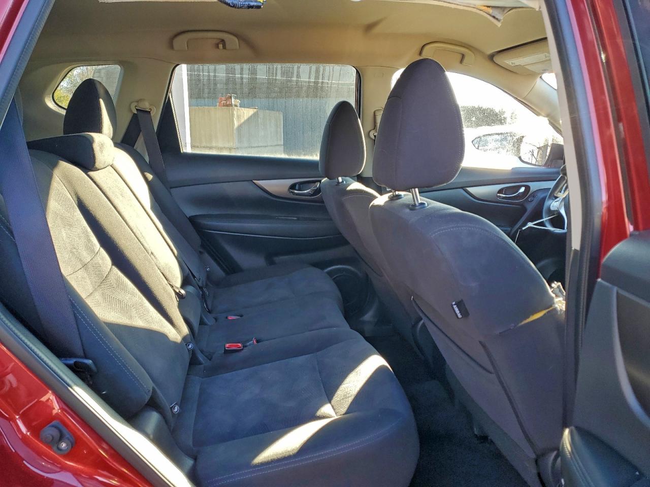 2016 NISSAN ROGUE S photo 11