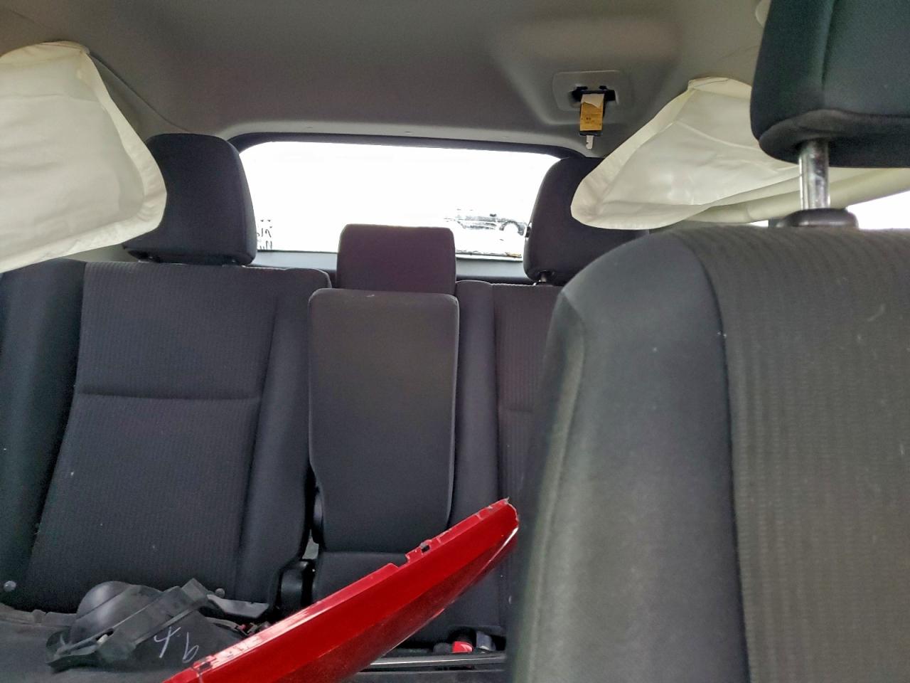 2014 TOYOTA RAV4 LE photo 10