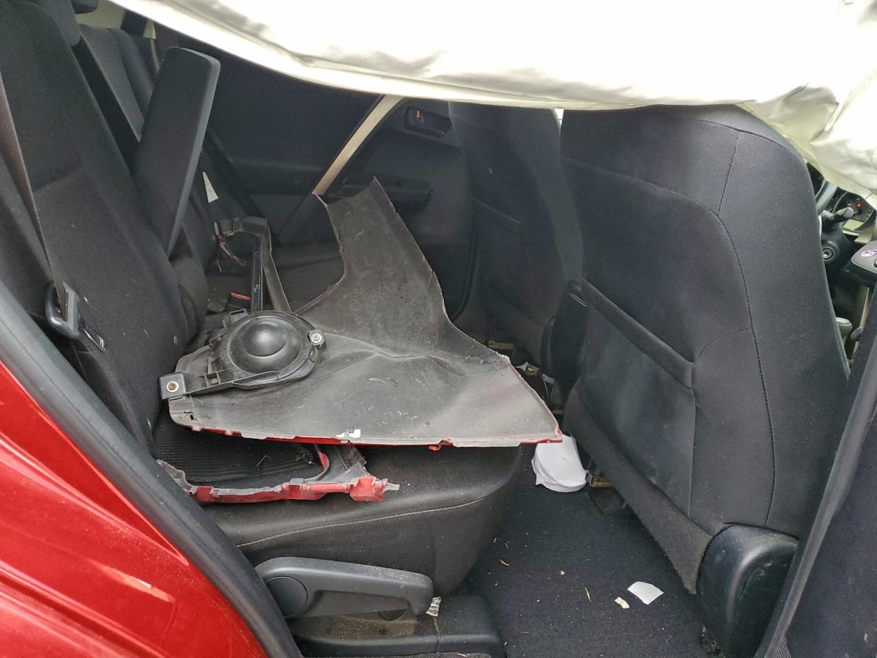 2014 TOYOTA RAV4 LE photo 11