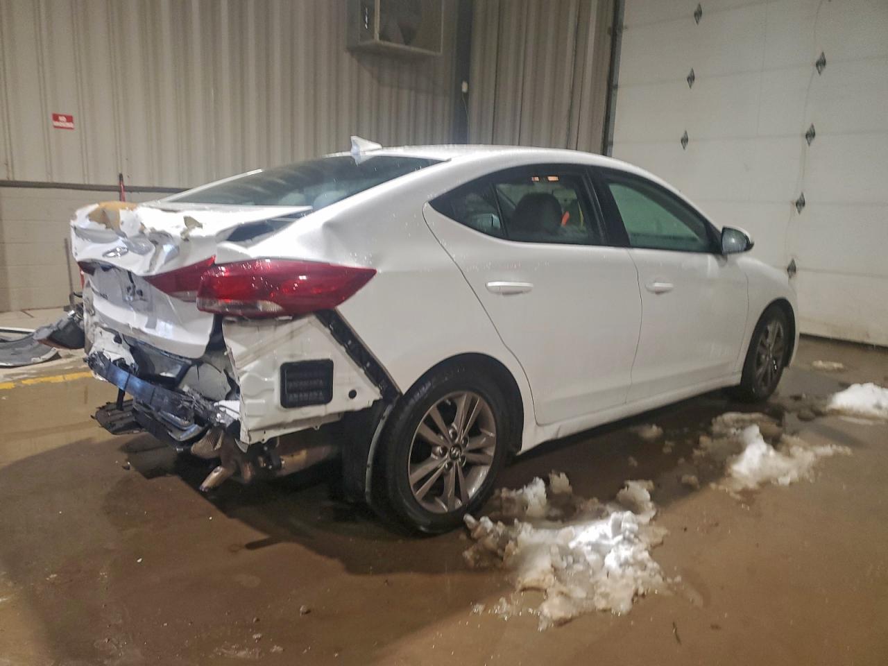 2017 HYUNDAI ELANTRA SE photo 3