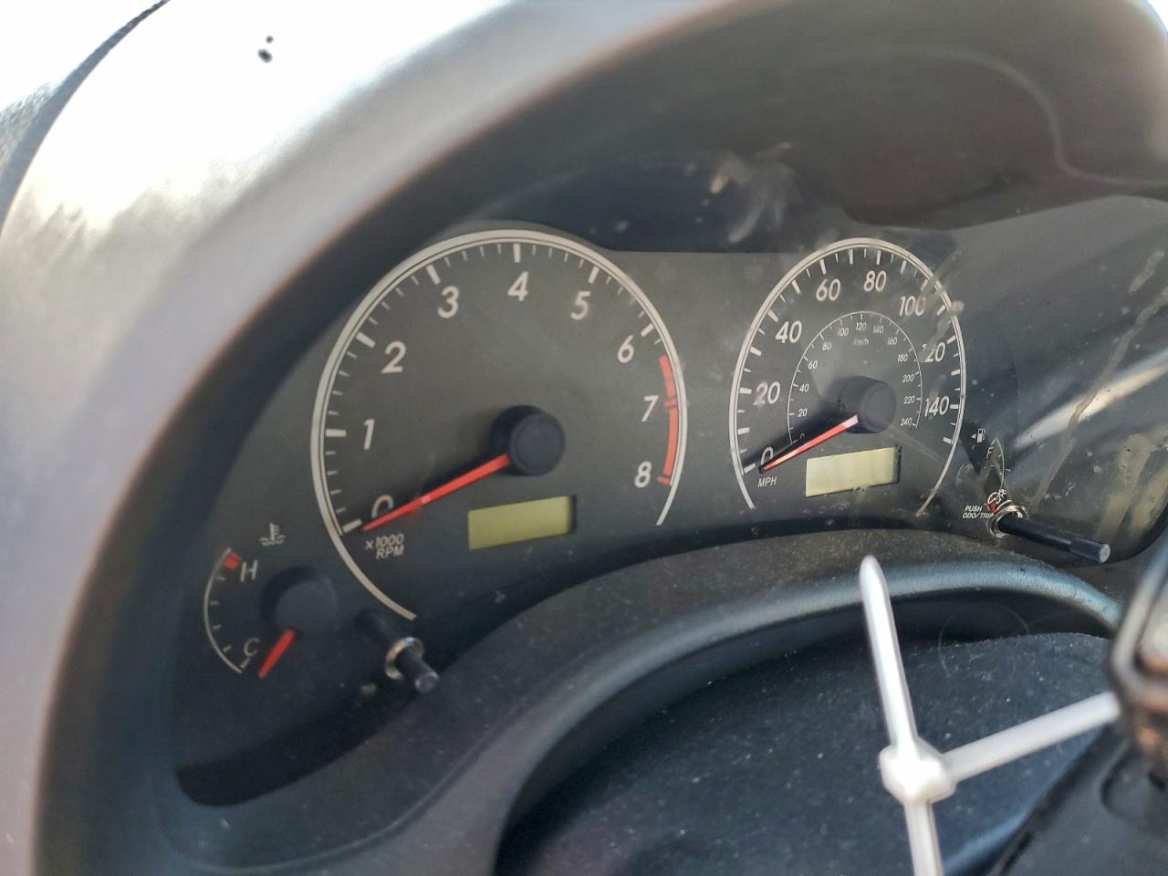 2011 TOYOTA COROLLA BASE photo 9