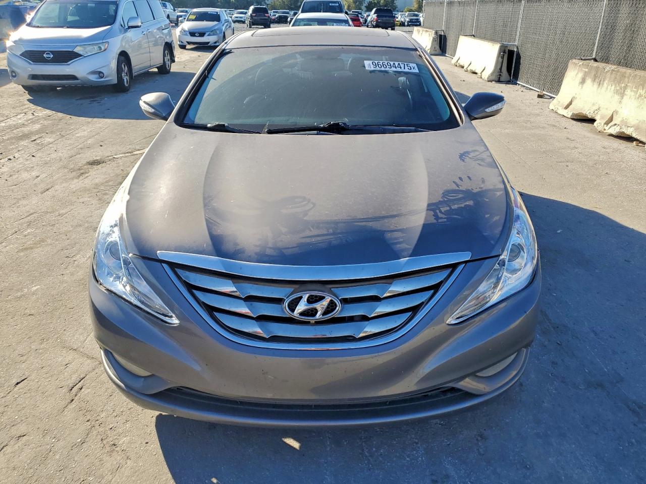 2011 HYUNDAI SONATA SE photo 5