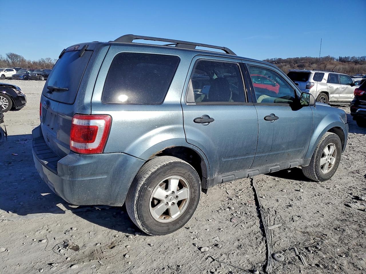 2012 FORD ESCAPE XLT photo 3