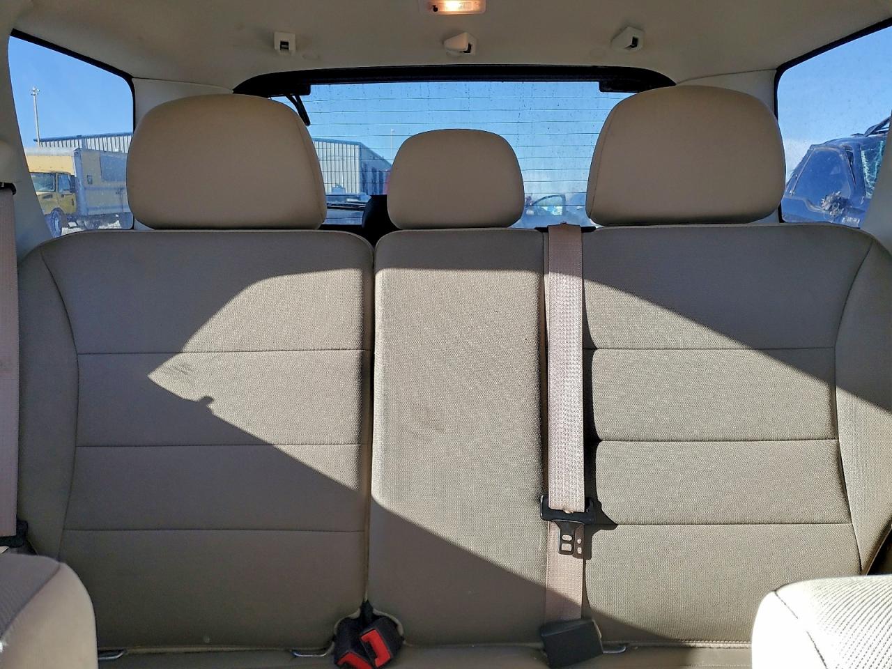 2012 FORD ESCAPE XLT photo 10
