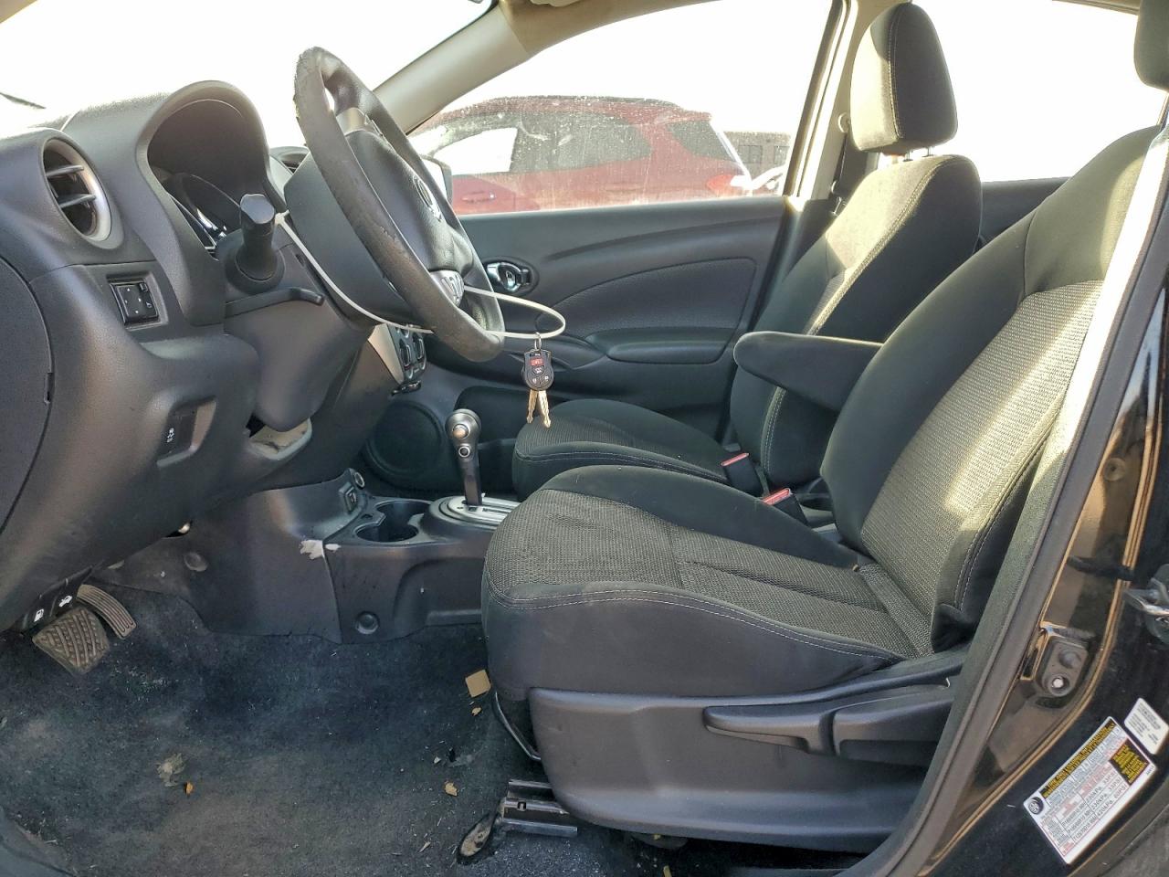 2018 NISSAN VERSA S photo 13