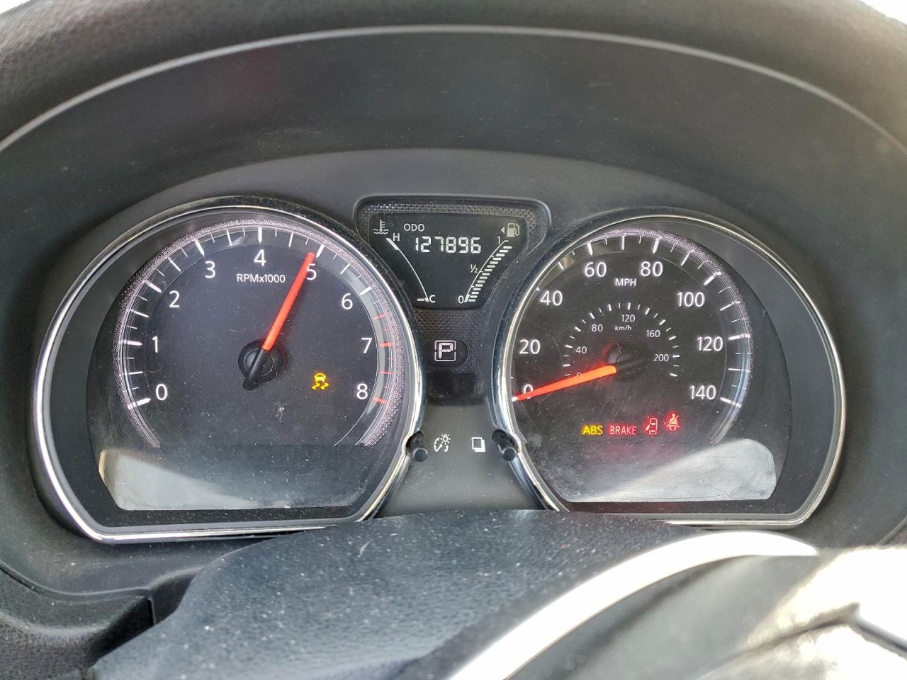 2018 NISSAN VERSA S photo 17